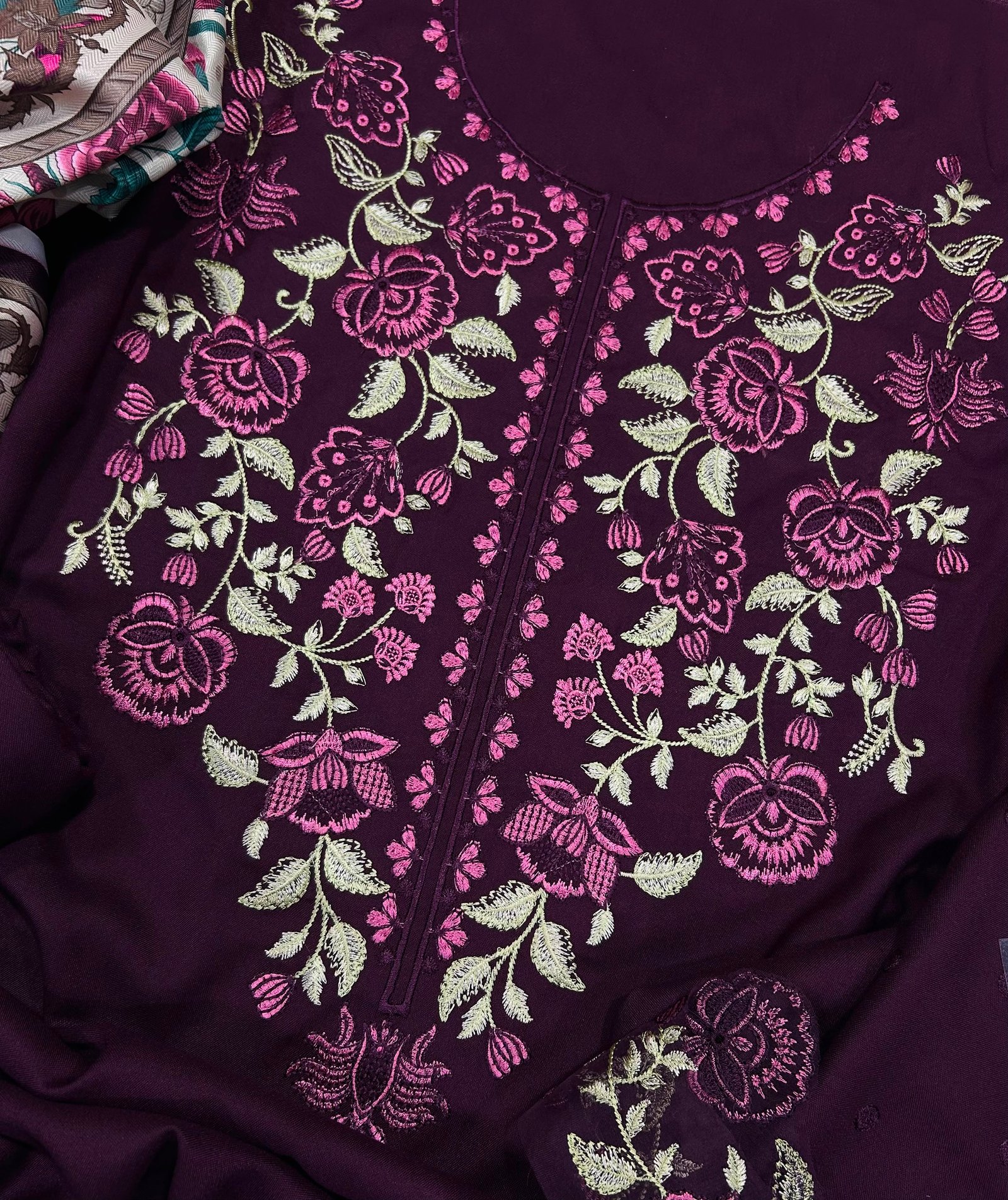 Beechtree Winter 2026 Heavy Embroidered Dhank 3 Piece Unstitched Suit with Wool Shawl - Image 6